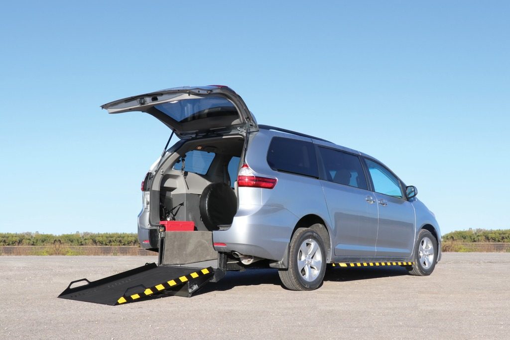 Toyota Sienna for wheelchair accessible taxi use